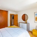 Gaia Elegant Retreat Ii Appartement *