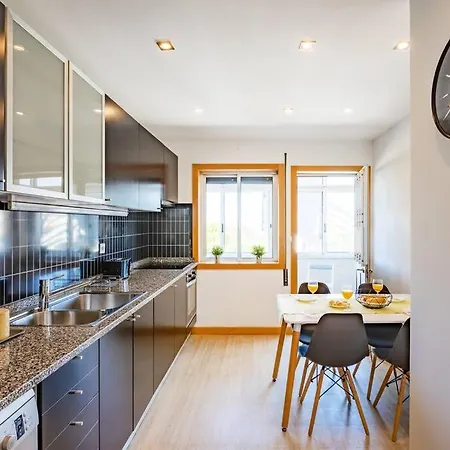 Gaia Elegant Retreat Ii Apartment